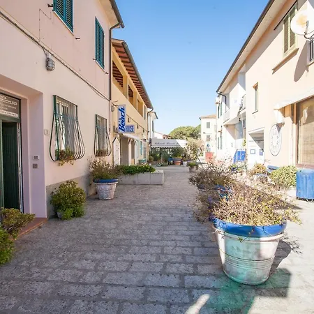 Appartement In Via Del Mare A *